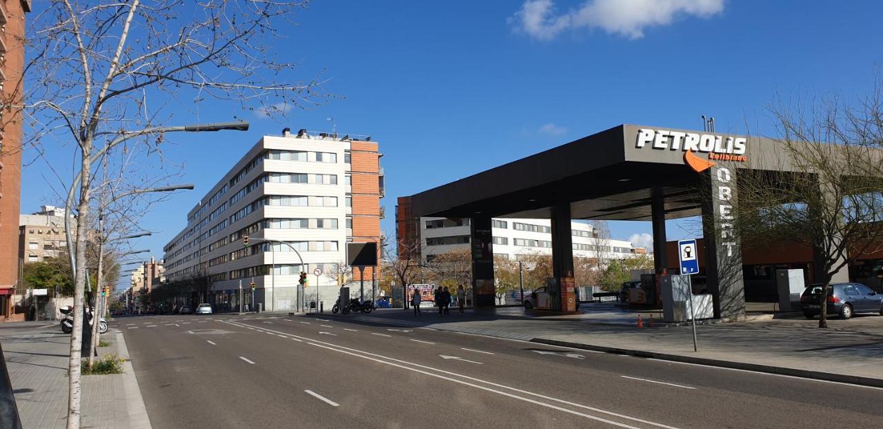 Subway Station Apartment Near Camp Nou L'Hospitalet de Llobregat Eksteriør billede