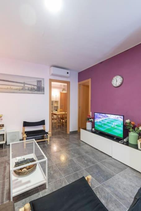 Subway Station Apartment Near Camp Nou L'Hospitalet de Llobregat Eksteriør billede