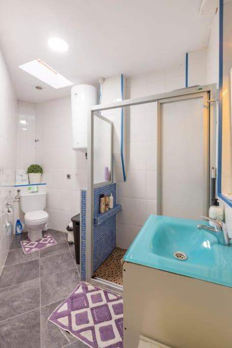 Subway Station Apartment Near Camp Nou L'Hospitalet de Llobregat Eksteriør billede
